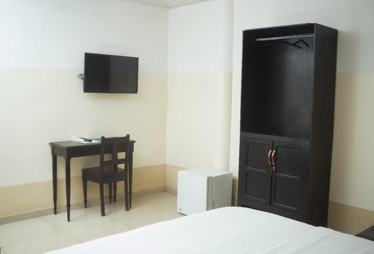 Hotel Seaside Lome Luaran gambar