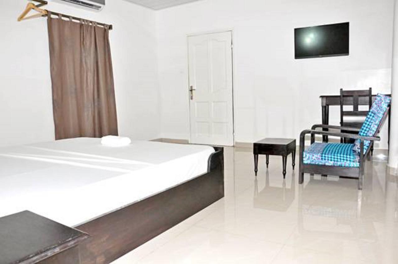 Hotel Seaside Lome Luaran gambar
